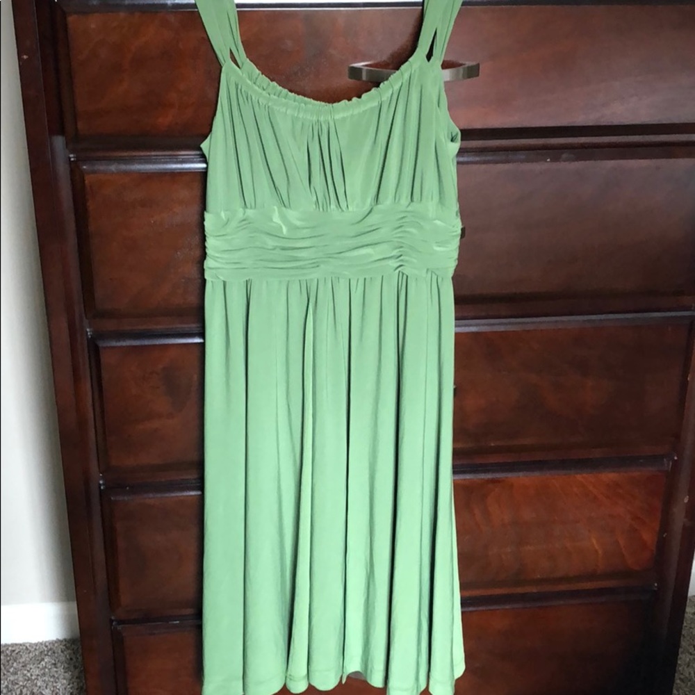 Green dress size 10